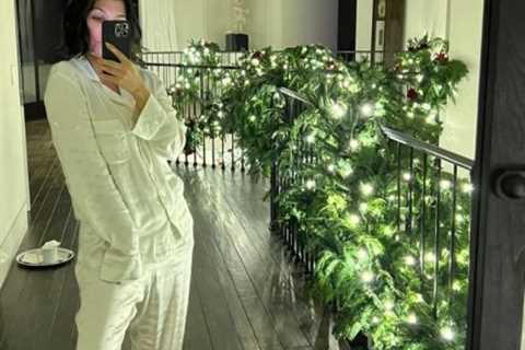 Kourtney Kardashian shows off garland & lights inside her $8M mansion as she counts down to..