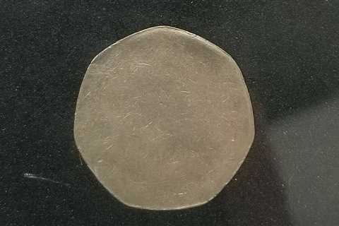Rare error 20p coin sells for £430 on eBay because one side is completely BLANK