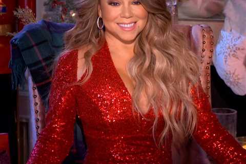 Mariah Carey Recruits Her Twins (and Her Dogs) to Sing Holiday Classic