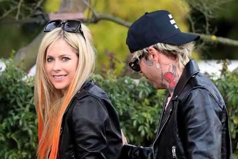 Avril Lavigne & Boyfriend Mod Sun Sport Coordinating Lunch Outfits