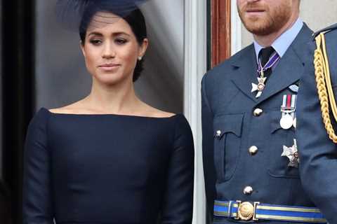 Prince Harry & ‘fake duchess’ Meghan Markle branded ‘brain-dead’ & ‘irrelevant’ by Tucker..