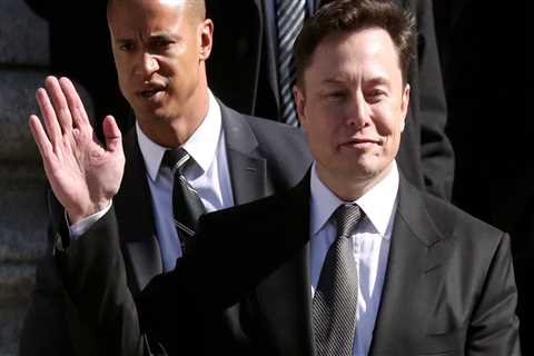 Elon Musk applauded a Justice Department probe of former Tesla short sellers