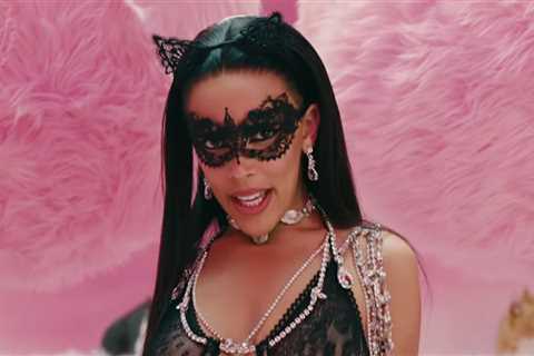 Doja Cat dresses in lingerie for ‘Freaky Deaky’ music video with Tyga – Read the lyrics and watch..