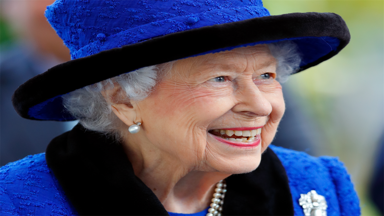 Queen voted the world’s most inspirational woman by landslide in poll of Sun readers