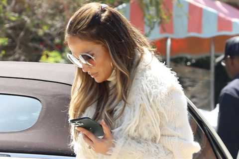 Jennifer Lopez makes a super stylish arrival for lunch with friends in LA