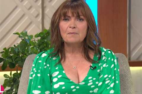 Lorraine viewers distracted as presenter wears daring dress