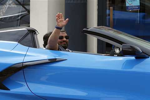 Prince Naseem Hamed drives £120k supercar through Windsor after renting £1.4m house next to the..