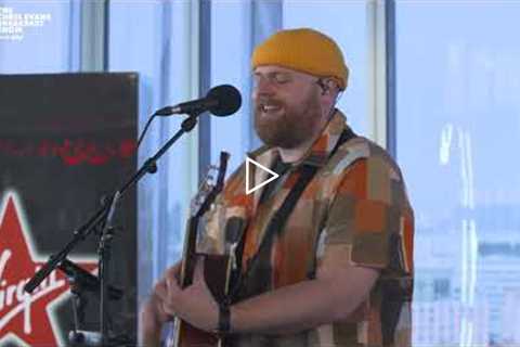 Tom Walker - Not Giving In (Live on The Chris Evans Breakfast Show with Sky)