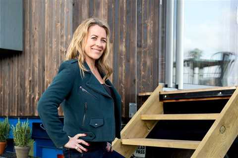 Little House, Big Plans viewers rip into ‘insufferable’ Sarah Beeny – raging ‘she’s in a different..