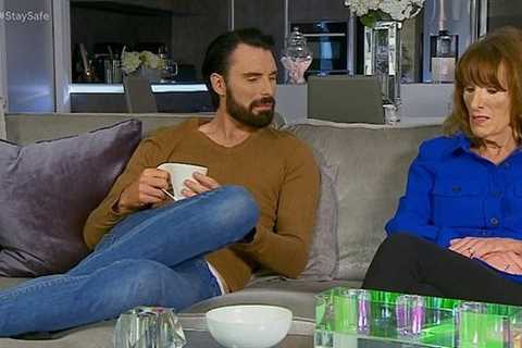 Celebrity Gogglebox’s Rylan hits back at troll who claims he’s ‘mean’ to mum Linda on show