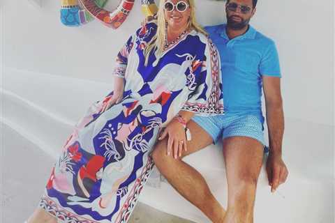 Gemma Collins looks slimmer than ever in flowing kaftan on holiday in Greece