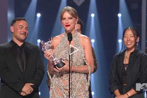 Taylor Swift Wins Video of the Year | 2022 Video Music Awards | MTV