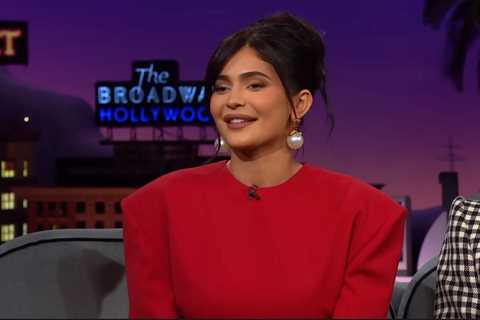 Kylie Jenner fans horrified after she reveals bizarre detail about birth of her daughter Stormi,..