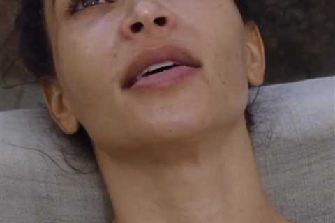 Kim Kardashian shows off real skin texture with blemishes and dark circles under her eyes in..