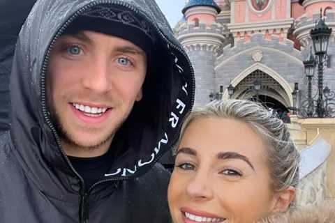 Inside Dani Dyer’s trip to Disneyland with boyfriend Jarrod Bowen and son Santiago