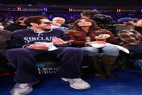 Pete Davidson & Emily Ratajkowski make debut as a couple in new pics just months after comic’s..