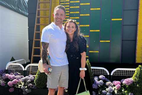 Helen Skelton’s ex Richie Myler declares his love for girlfriend day after TV star flogs marriage..
