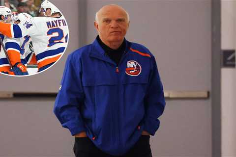 Lou Lamoriello ‘very pleased’ with where Islanders are under new coach