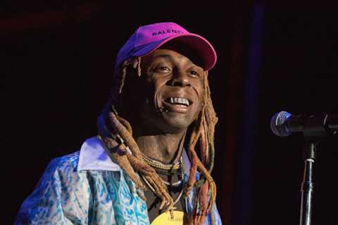Lil Wayne Rewards 150 Over-Achieving Students With ‘Weezy Christmas’ Party At Dave & Busters In New ..