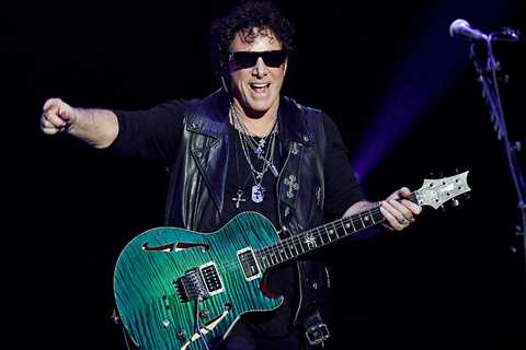 Neal Schon Says He's 'Not Here to Take Orders' About Journey