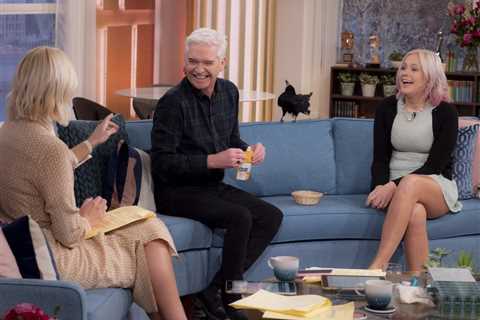 This Morning thrown into chaos as Holly Willoughby’s former nemesis returns and destroys sofa