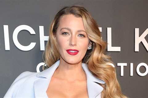 Stop The Presses, Blake Lively Dyed Her Blonde Hair Brown