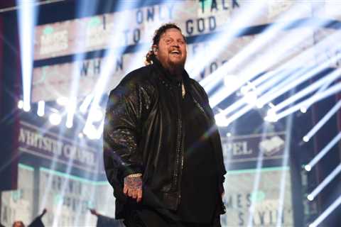 Jelly Roll Geeked Out Over Gwen Stefani at the 2023 CMT Music Awards