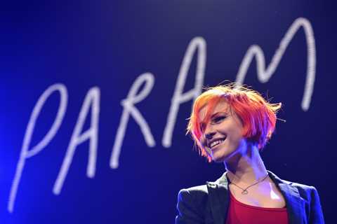 Hayley Williams Celebrates 10 Years of Paramore’s Self-Titled Album With Sentimental Message to Fans