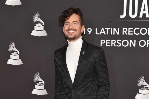 Tommy Torres Honored by Berklee College & More Uplifting Moments in Latin Music