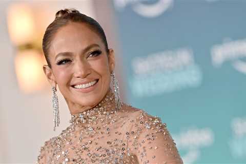 Jennifer Lopez Says Ben Affleck Is a ‘Wonderful Father Figure’ to Her Kids: ‘They Love Him’