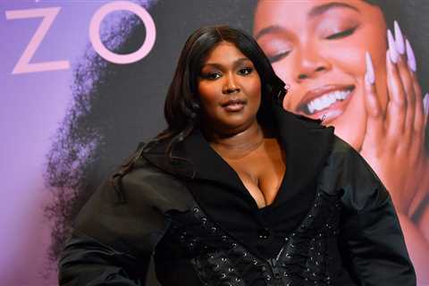 Lizzo Reveals She’s Battling Strep Throat: ‘Still Hurts to Speak, But It Really Hurts to Cancel’