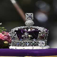 How much are the Imperial State Crown and Crown Jewels worth?