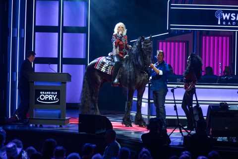 Tanya Tucker Makes History at Grand Ole Opry by Riding a Horse Onto the Stage