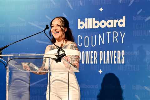 Ashley McBryde Accepts the Groundbreaker Award | Billboard Country Live