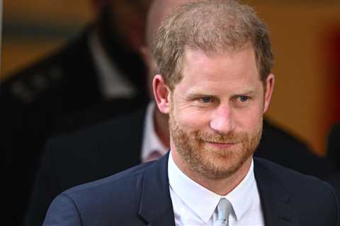 Spiteful Prince Harry may think UK is at ‘rock bottom’… but he is the one left all alone