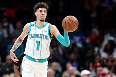 LaMelo Ball gets five-year, $260 million extension from Hornets despite injury history