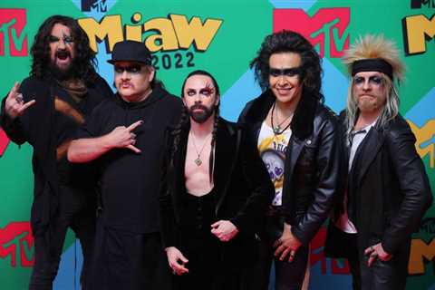 Moderatto Splits After Jay de la Cueva’s Departure, Announces Farewell Tour