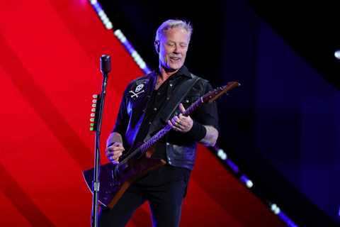 Metallica Postpones Arizona Concert After James Hetfield Catches COVID-19