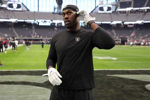 Chandler Jones lashes out at Raiders over apparent lack of gym access