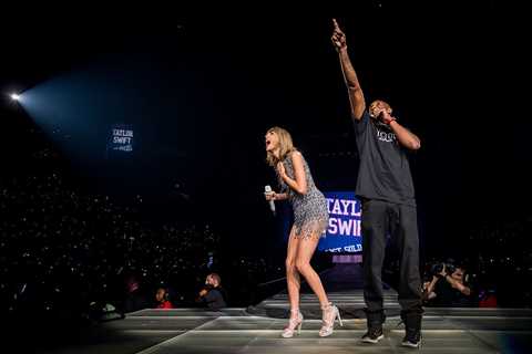 How a Taylor Swift banner haunted Clippers until they made it disappear