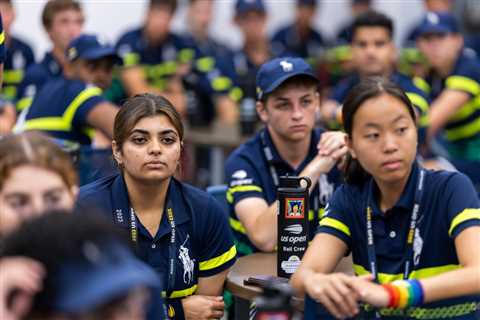 Inside look at what it takes to be a member of US Open ball crew