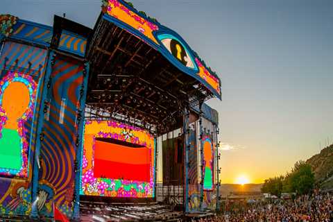 The 10 Biggest Music Festivals Around the Globe