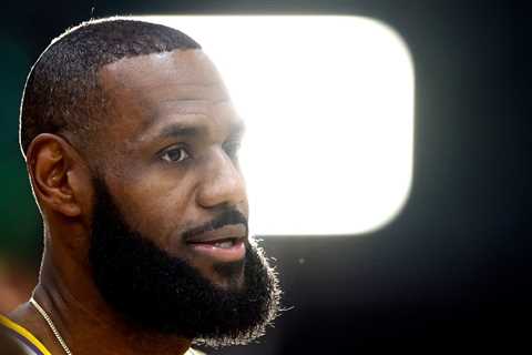LeBron James Was Blown Away by Adele’s ‘Absolutely Incredible’ Las Vegas Show