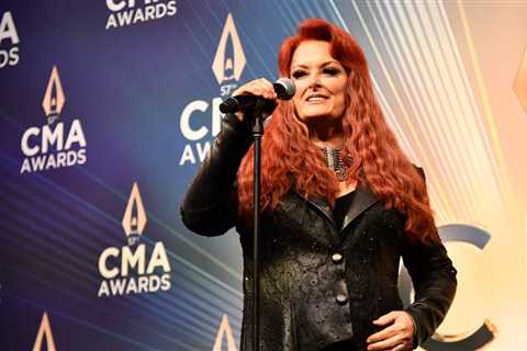 Wynonna Judd Addresses Fan Concerns Over Her 2023 CMA Awards Performance: ‘I’ve Read the Comments’