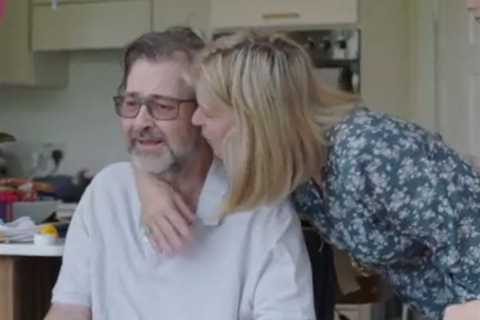 Kate Garraway ‘willing Derek on’ in bedside vigil after Covid-stricken husband suffers heart attack ..