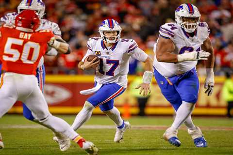 Steelers vs. Bills NFL Wild Card odds, player props: Josh Allen, Jaylen Warren