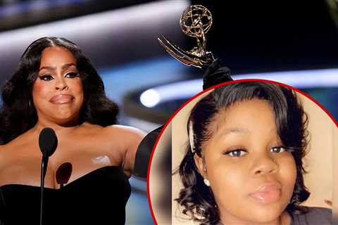 Breonna Taylor’s Mom Applauds Niecy Nash-Betts for Honoring Breonna at Emmys