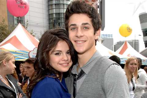 Selena Gomez, David Henrie to Produce & Appear in ‘Wizards of Waverly Place’ Disney Revival