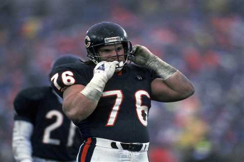 Bears legend Steve McMichael admitted to ICU one week after Hall of Fame election