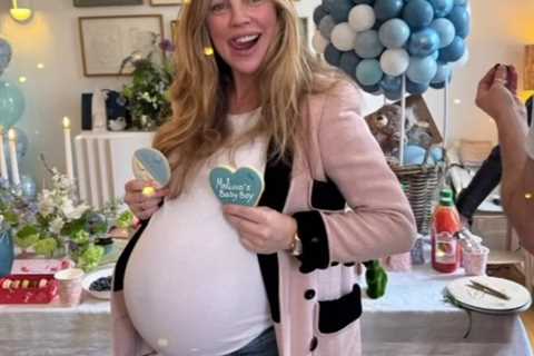 Home and Away Star Melissa George Stuns Fans with Ageless Beauty and Baby Bump